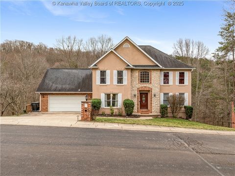 Single Family Residence in Cross Lanes WV 5028 Bennington Drive.jpg