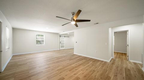 Single Family Residence in Jacksonville FL 11734 Wynell Rd 6.jpg