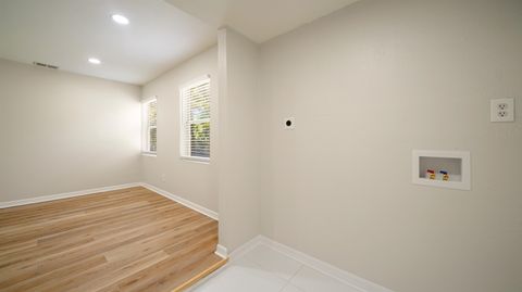 Single Family Residence in Jacksonville FL 11734 Wynell Rd 18.jpg