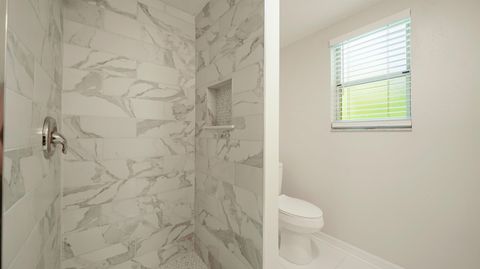 Single Family Residence in Jacksonville FL 11734 Wynell Rd 16.jpg