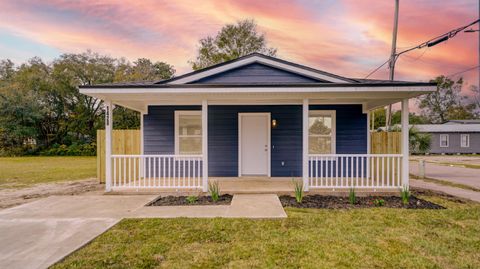 Single Family Residence in Jacksonville FL 1428 Barnett St.jpg