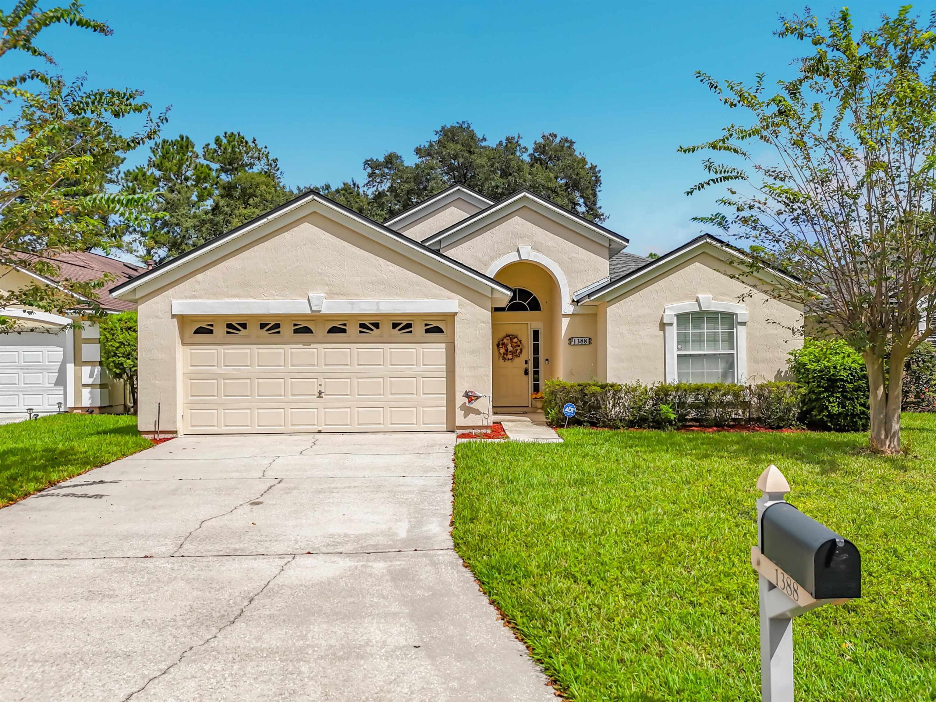 1388 Shootingstar Ln, Saint Johns, FL 32259