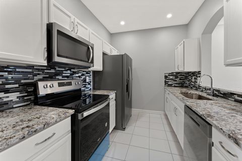 Condominium in Jacksonville FL 7990 Baymeadows Rd #311.jpg