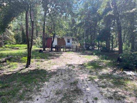 Single Family Residence in Florahome FL 109 Desoto Dr.jpg