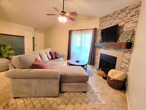 Condominium in Jacksonville FL 3801 Crown Point Rd #3053.jpg