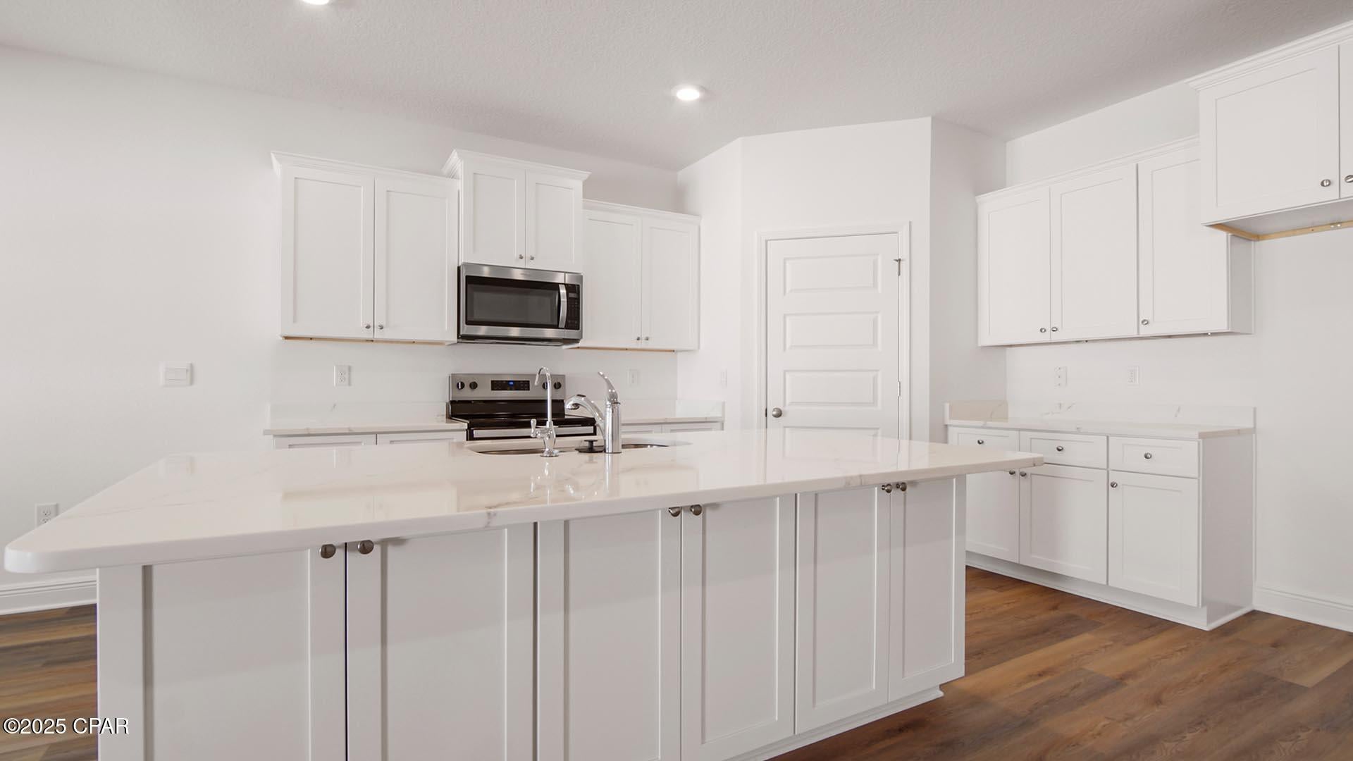 352 Barlett Cv, Panama City Beach, FL 32413 photo