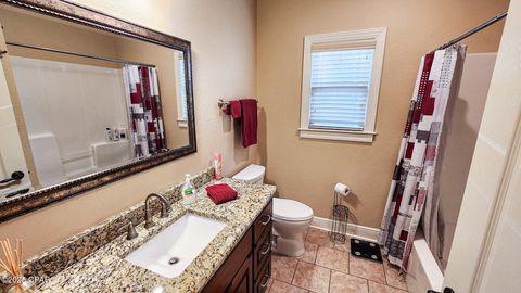 Single Family Residence in Sneads FL 7526 Weddington Road 27.jpg