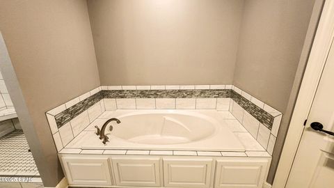Single Family Residence in Sneads FL 7526 Weddington Road 20.jpg