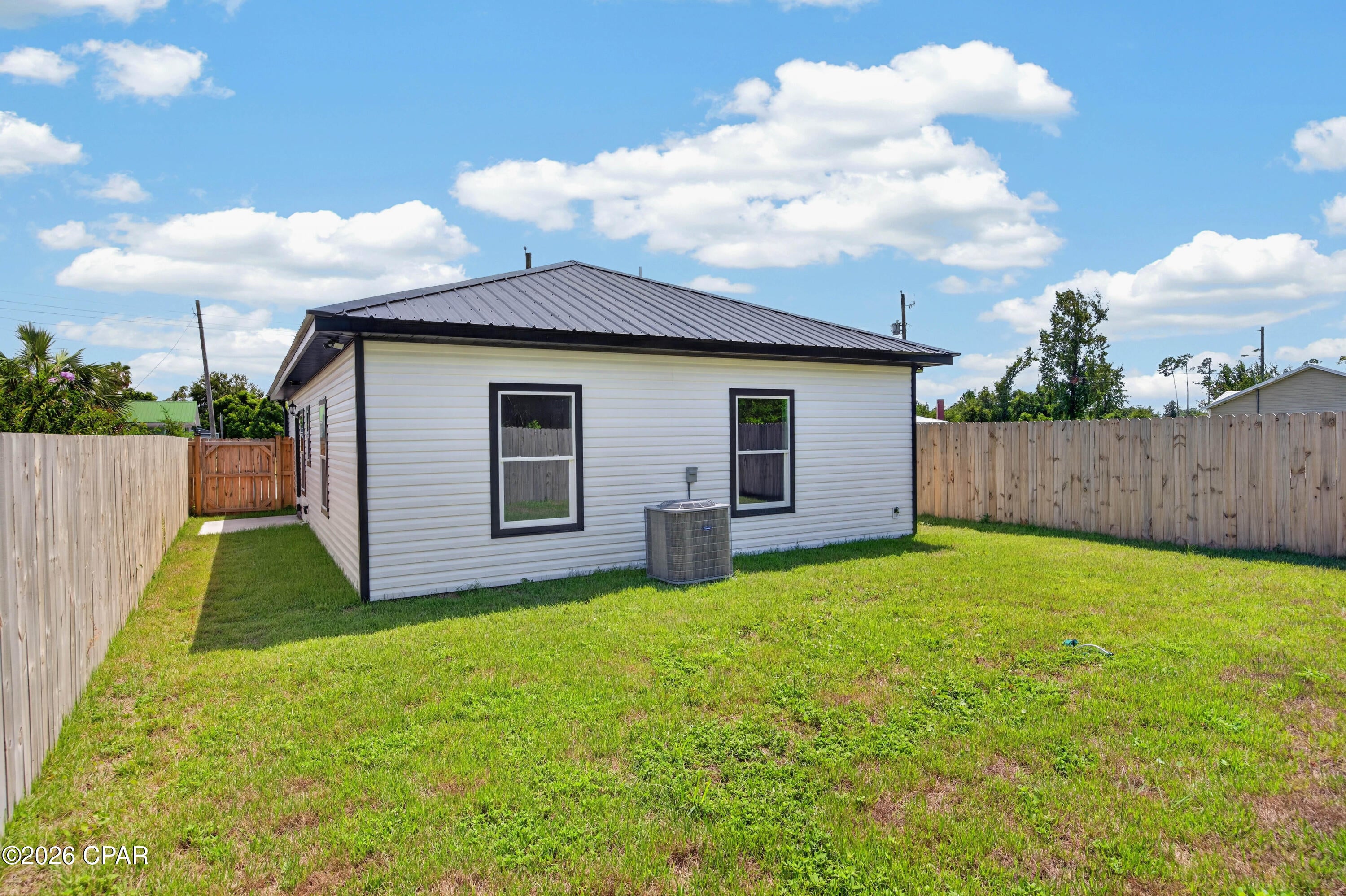 927 Spring Ave, Panama City, FL 32401 photo