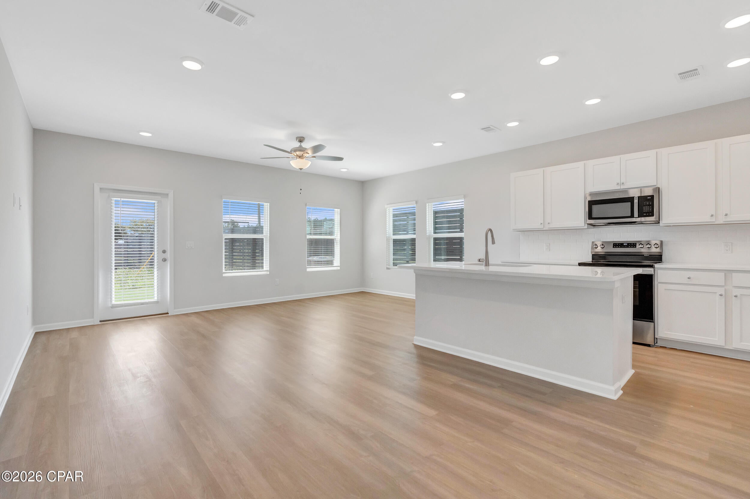 7675 Grotto Ln, Panama City Beach, FL 32408