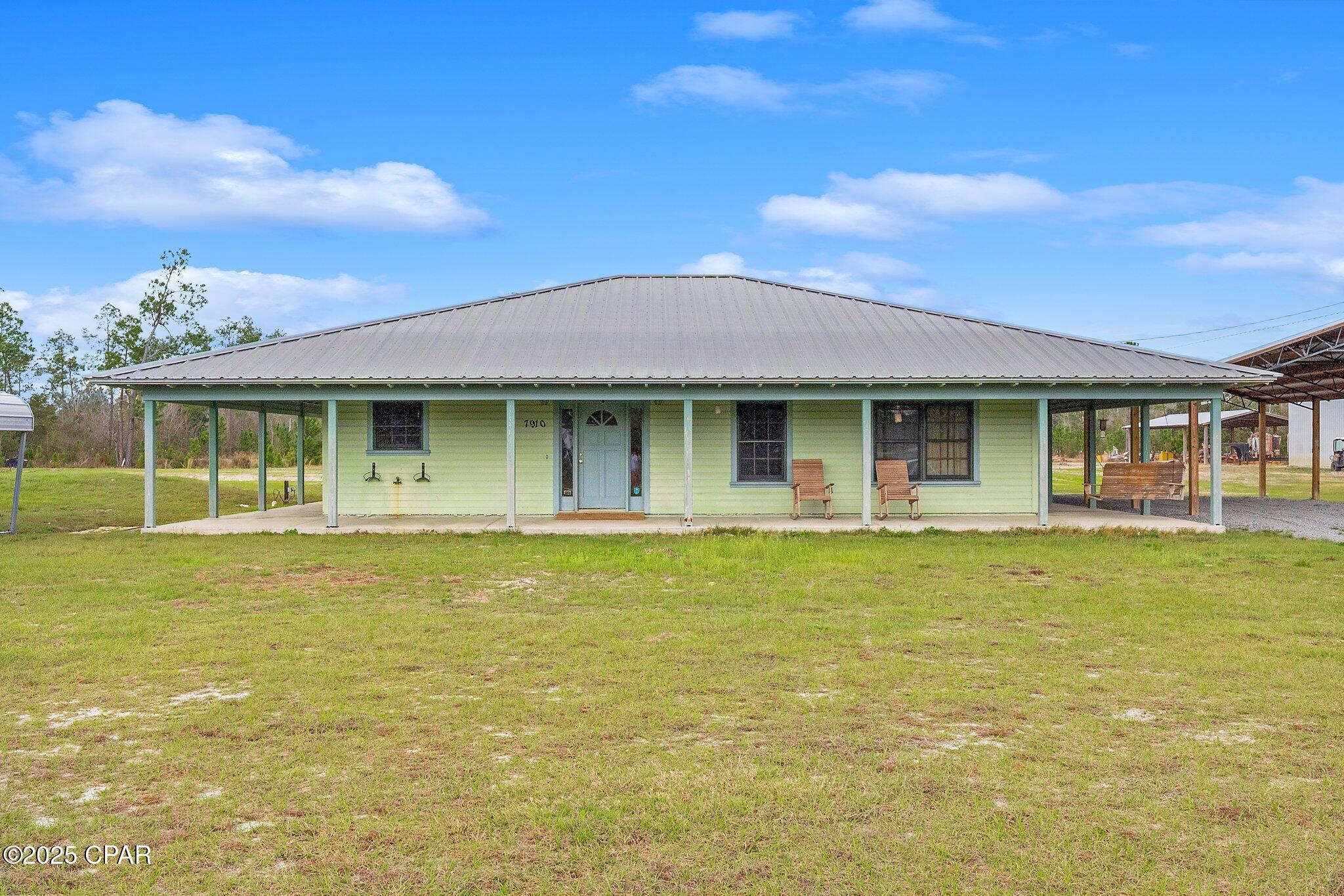 7910 Gadsden Ave, Panama City, FL 32409