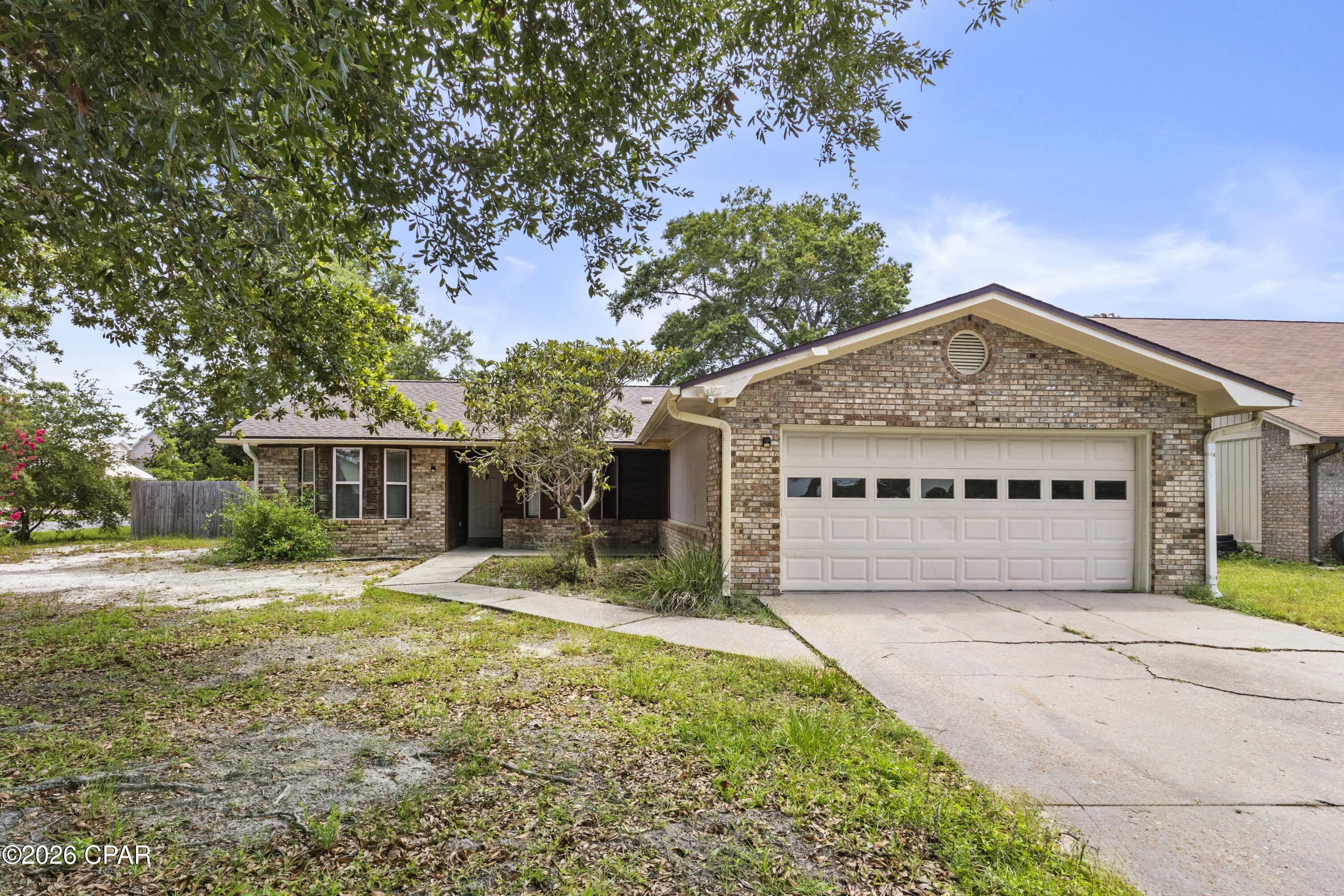 230 Collinfurst Sq, Panama City, FL 32404