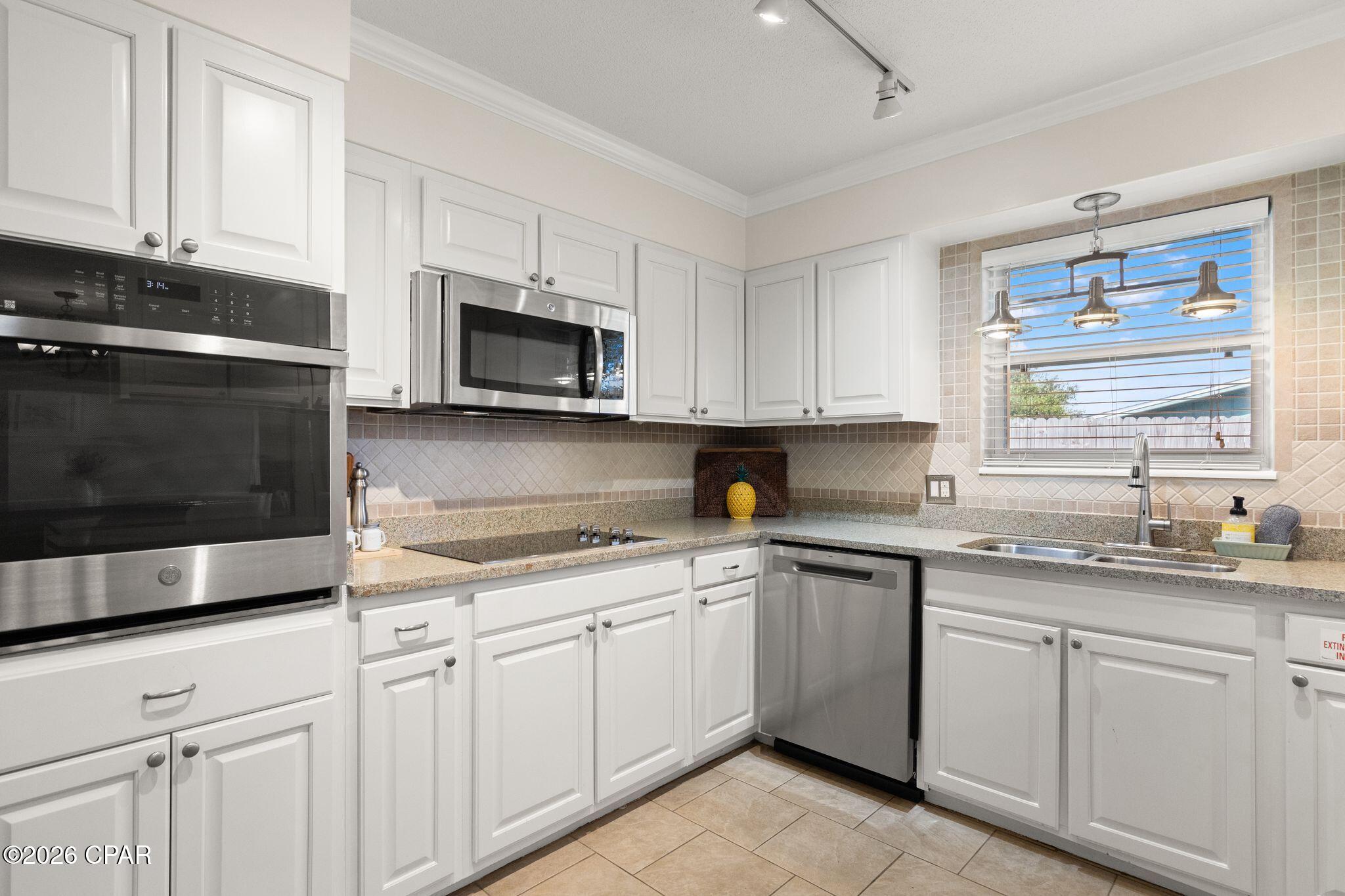 16400 Castile Ave, Panama City Beach, FL 32413 photo