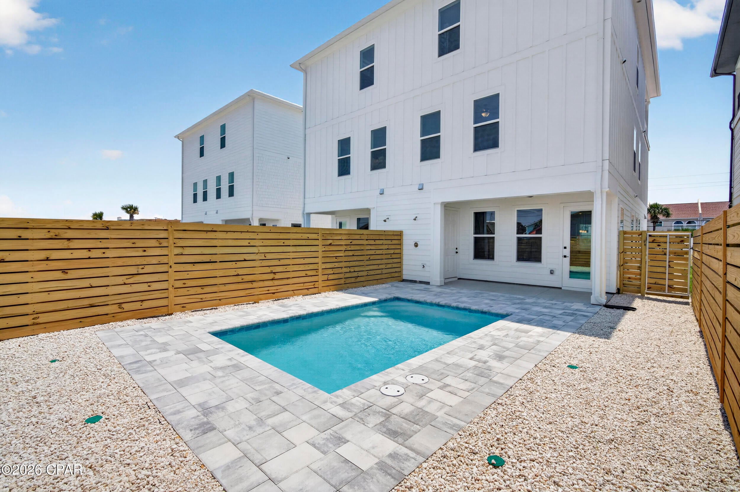 5233 Thomas Dr, Panama City Beach, FL 32408 photo