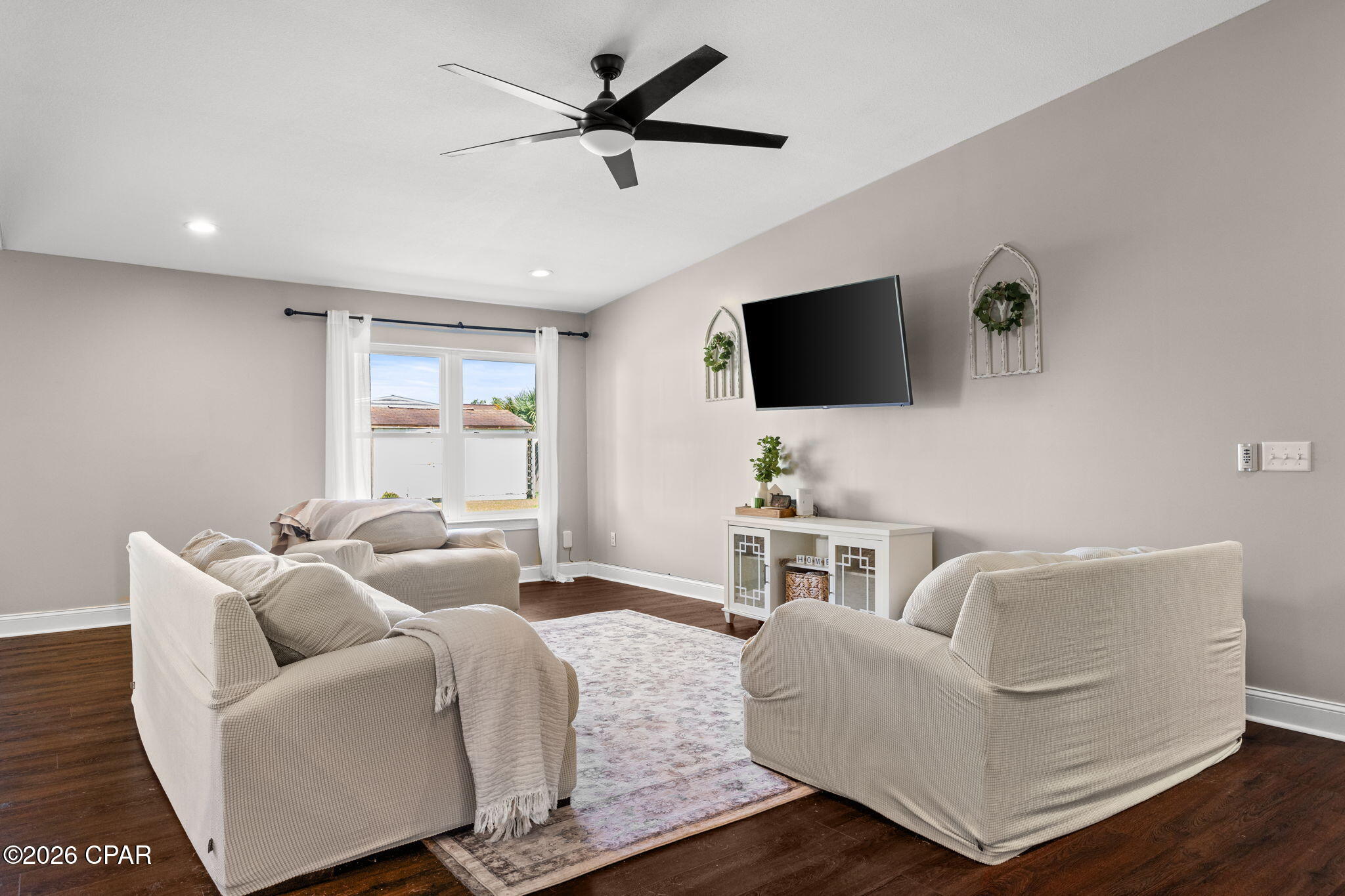1542 Blue Grass Ln, Lynn Haven, FL 32444 photo