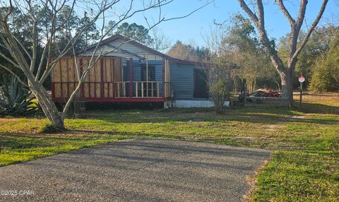 Single Family Residence in Greenwood FL 4561 Basswood Road.jpg