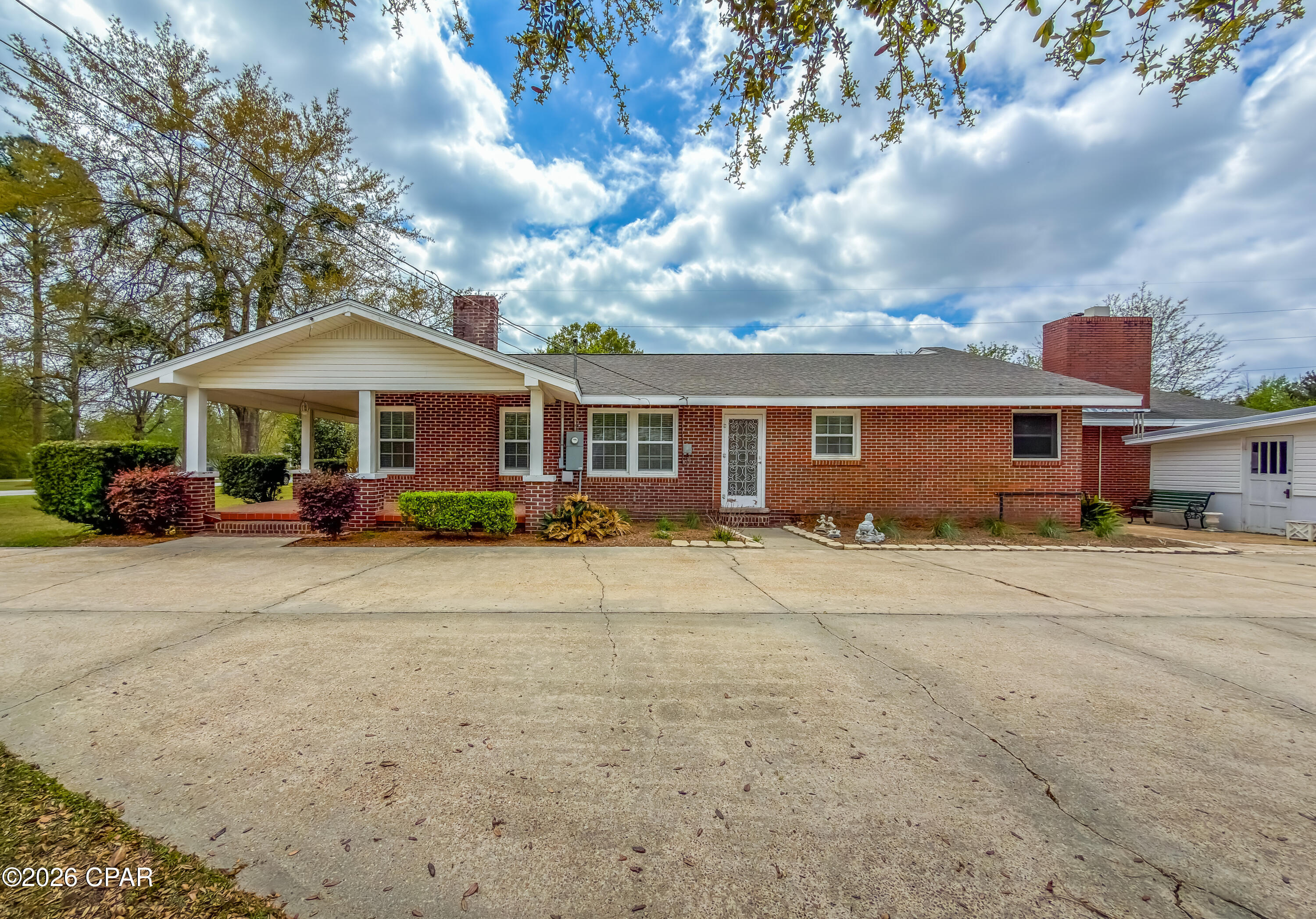 15870 Pear St, Blountstown, FL 32424