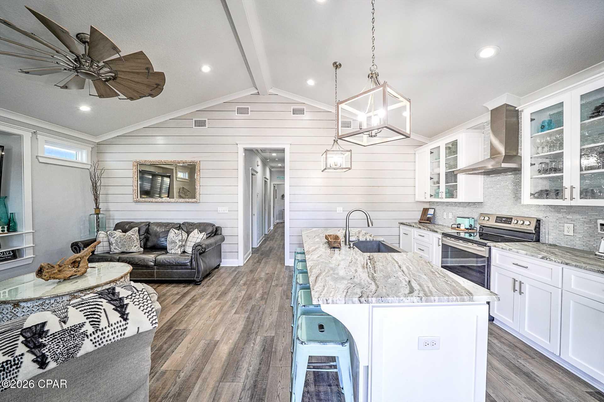311 Venture Blvd, Panama City Beach, FL 32408 photo