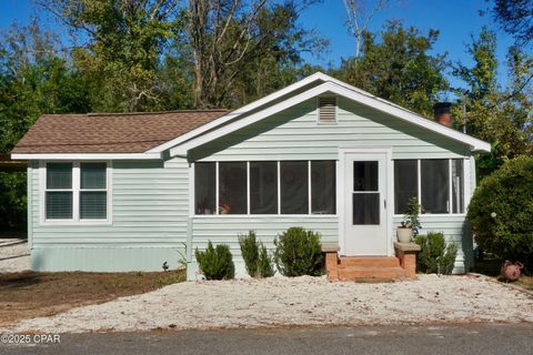 Single Family Residence in Sneads FL 7948 McKeown Mill Road.jpg