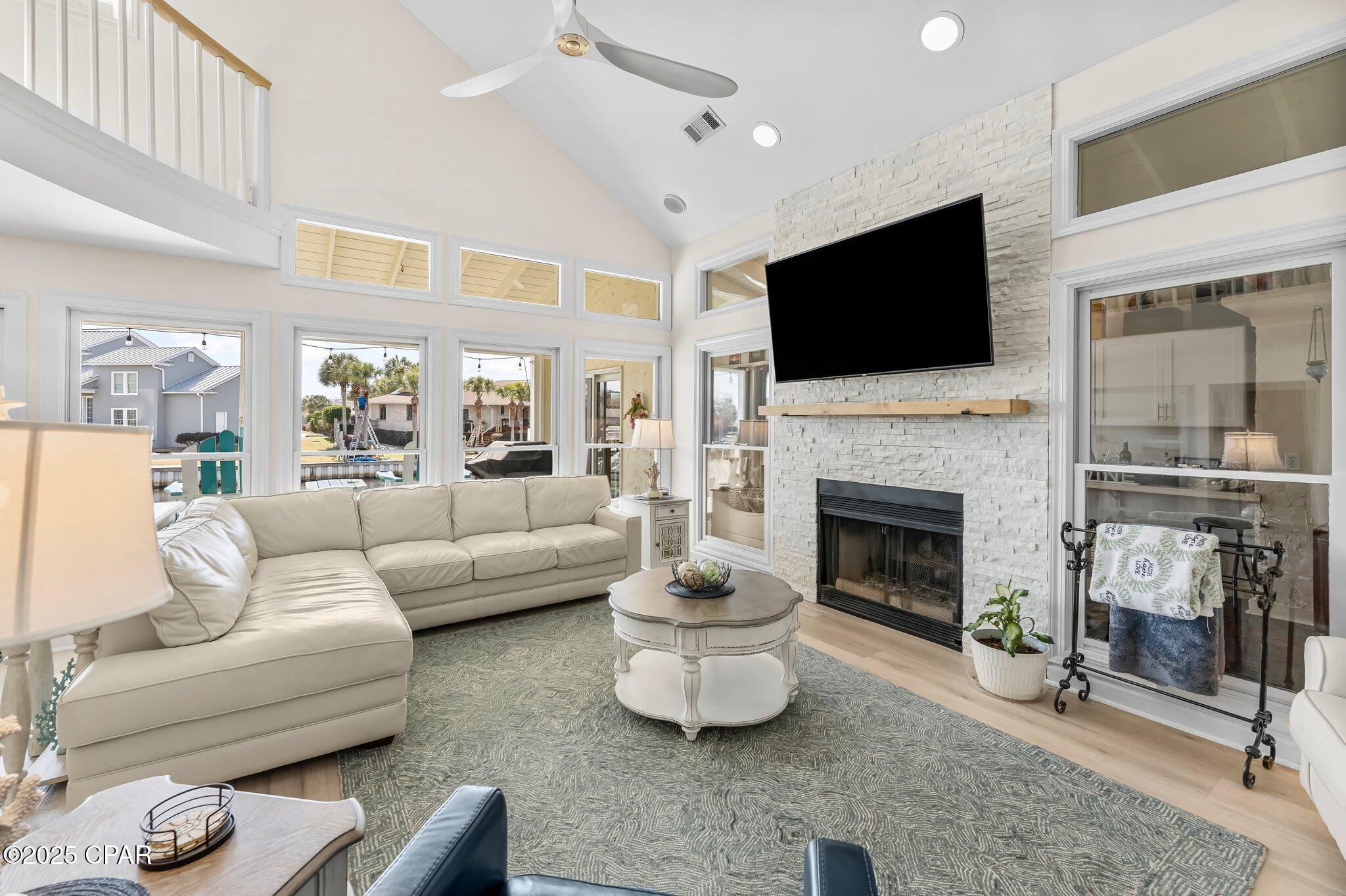 397 Wahoo Rd, Panama City Beach, FL 32408 photo