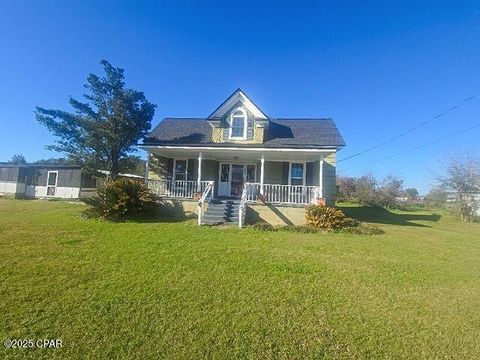 Single Family Residence in Altha FL 15952 Chipola Street.jpg