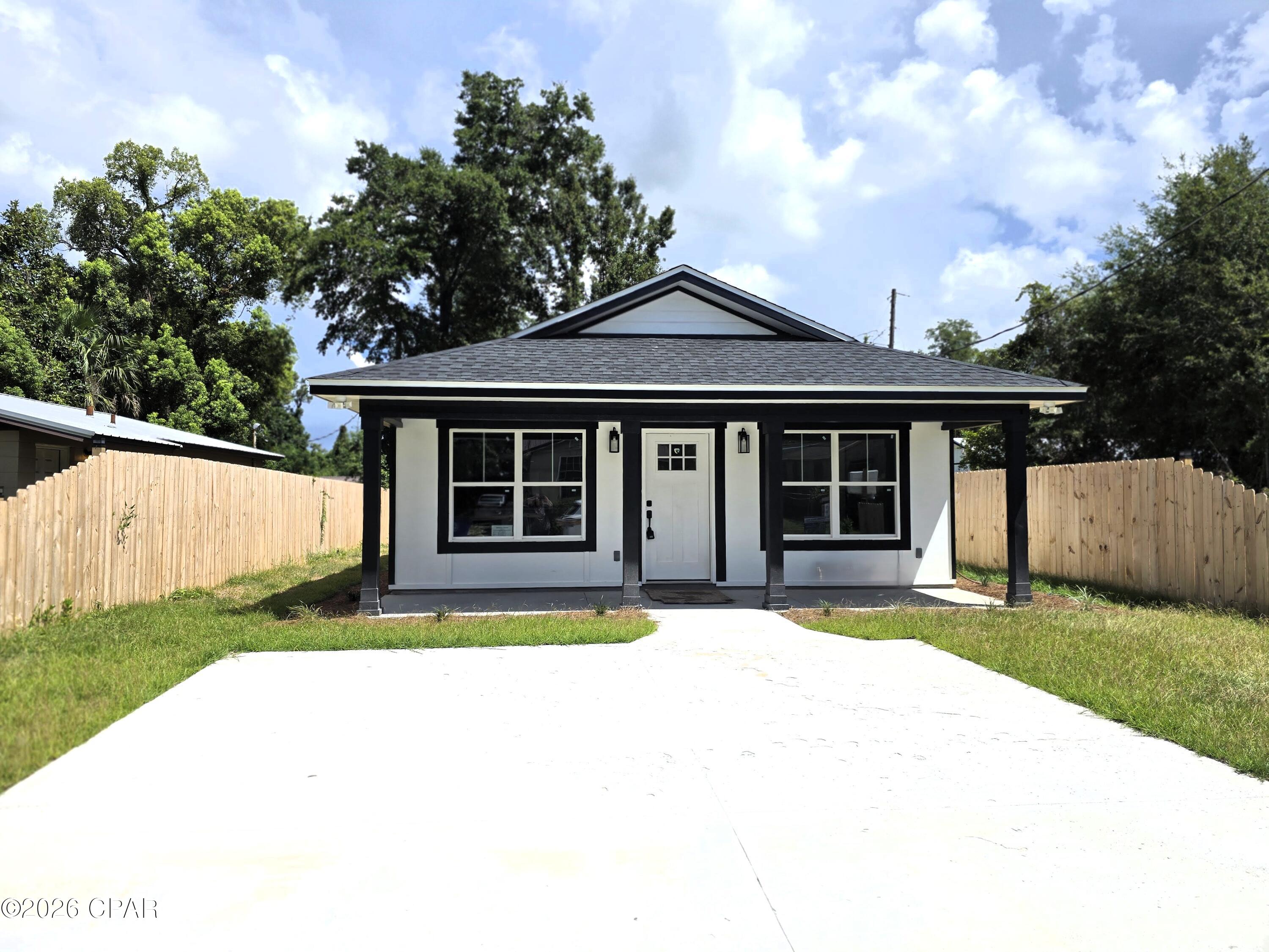 815 E 12 Ct, Panama City, FL 32401 photo