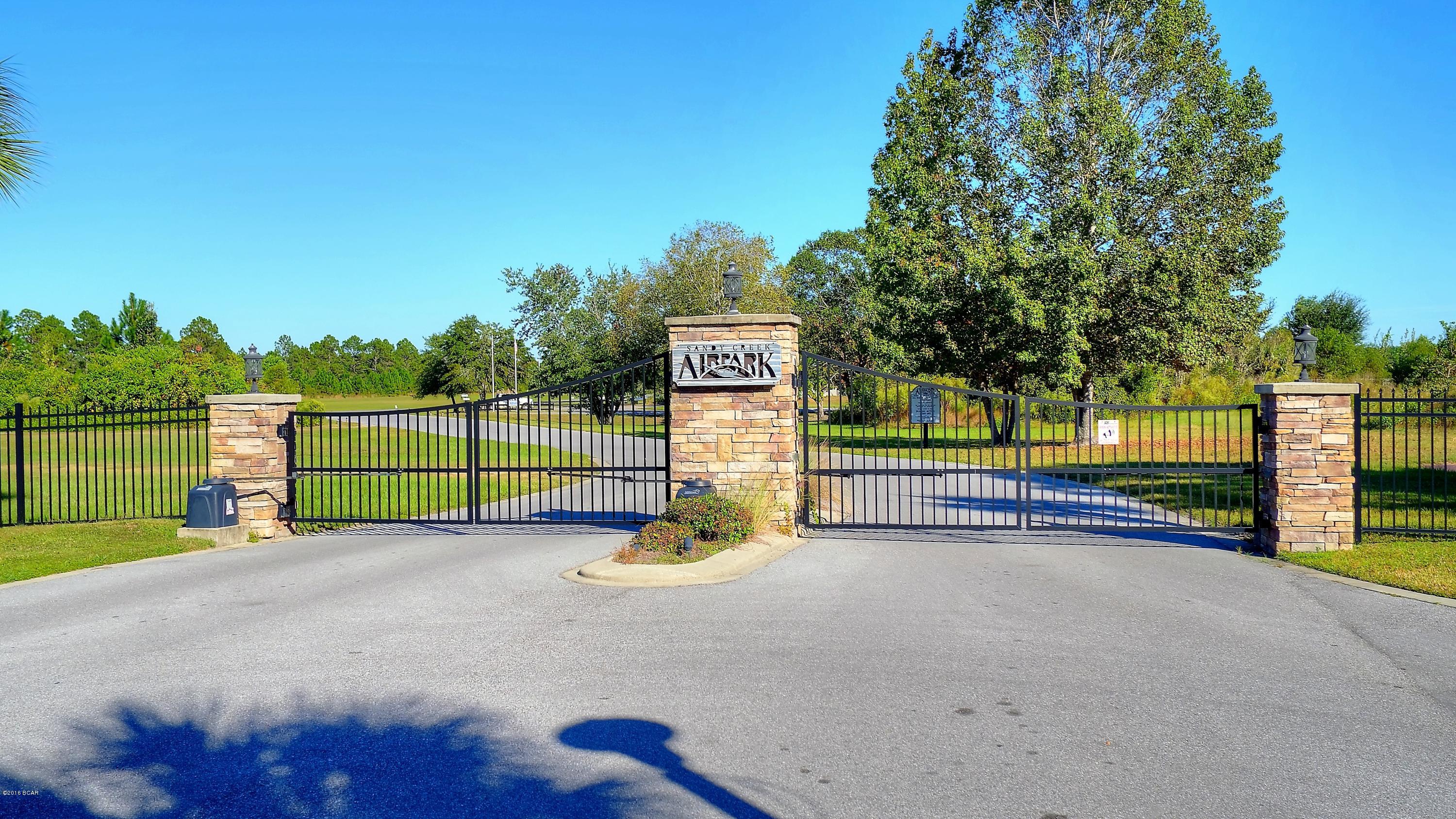12821 Airway St, Panama City, FL 32404 photo