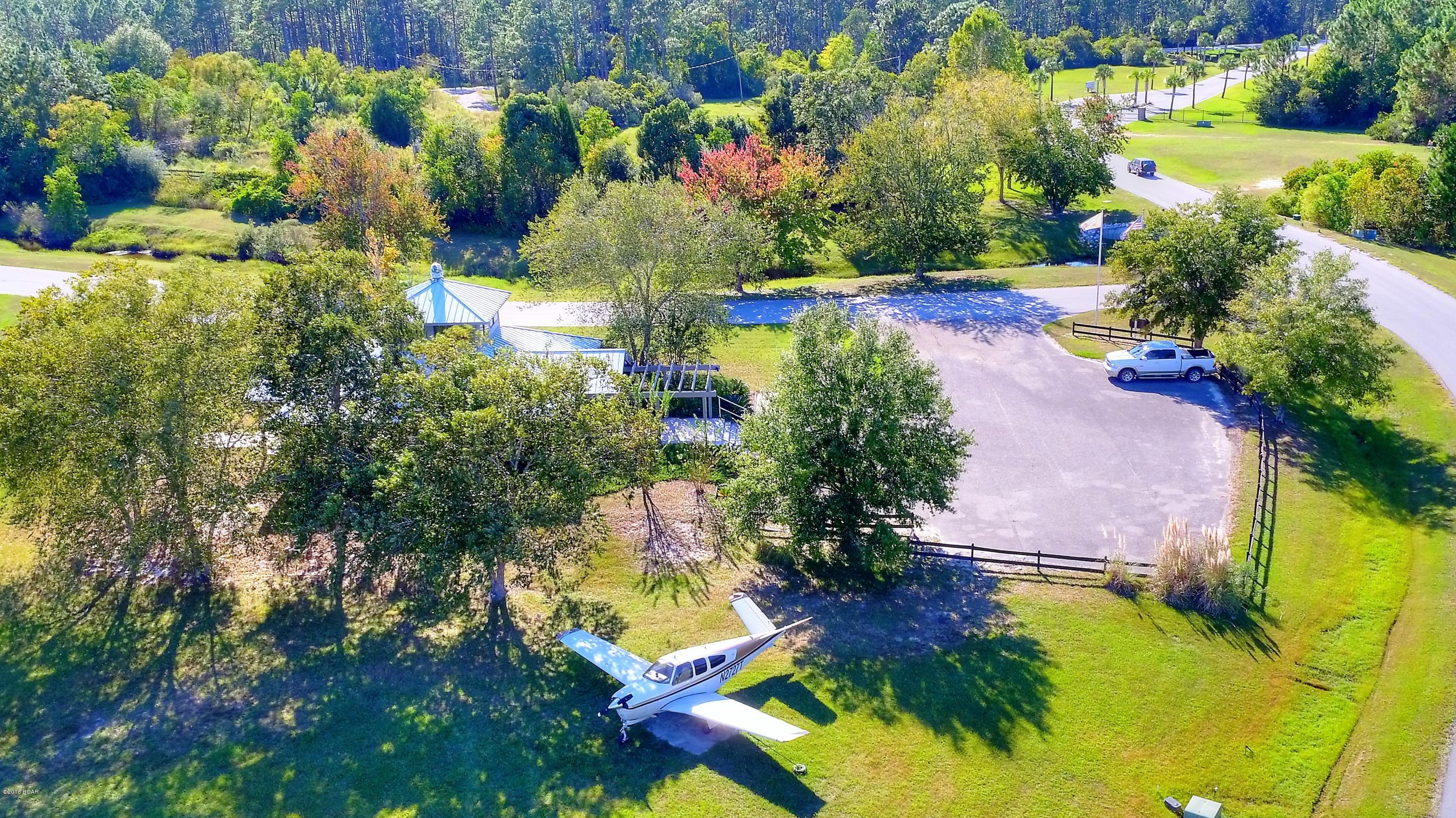12821 Airway St, Panama City, FL 32404 photo