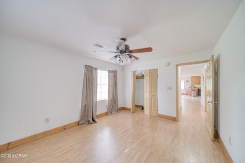 Single Family Residence in Sneads FL 7502 Highway 90 21.jpg