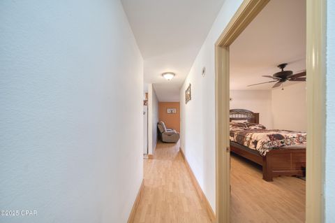 Single Family Residence in Sneads FL 7502 Highway 90 14.jpg