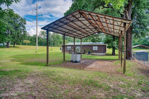 Single Family Residence in Sneads FL 7502 Highway 90 24.jpg