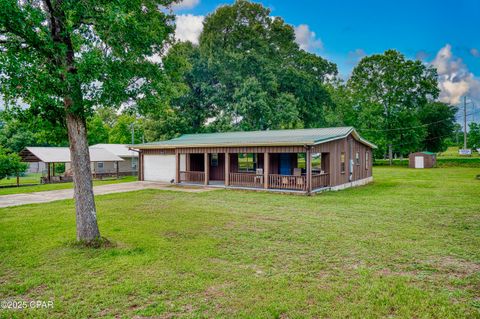 Single Family Residence in Sneads FL 7502 Highway 90 2.jpg