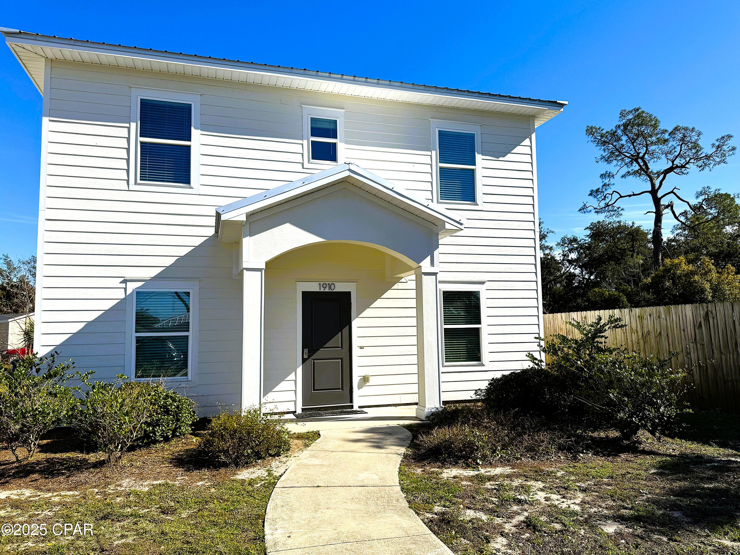 1910 Coach Scovel Way, Panama City, FL 32405