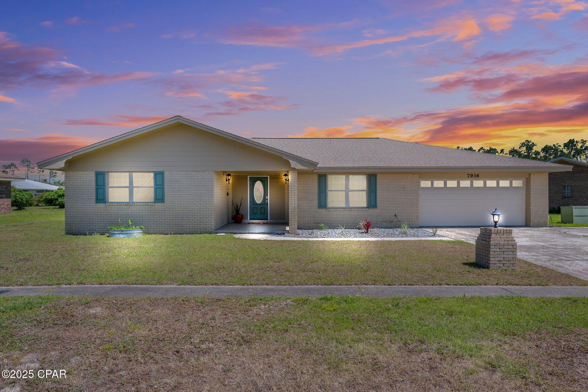 7936 Betty Louise Dr, Panama City, FL 32404