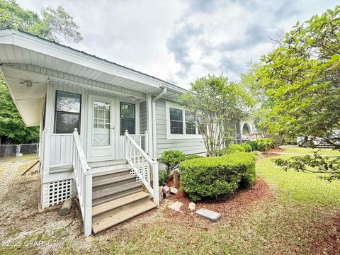 Single Family Residence in Sneads FL 8004 Church Street 56.jpg