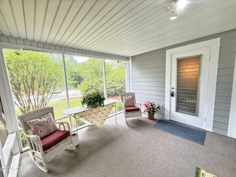 Single Family Residence in Sneads FL 8004 Church Street 6.jpg