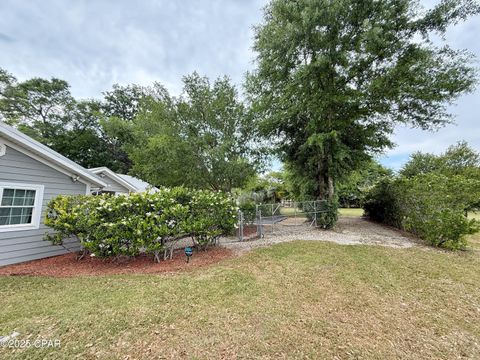 Single Family Residence in Sneads FL 8004 Church Street 57.jpg