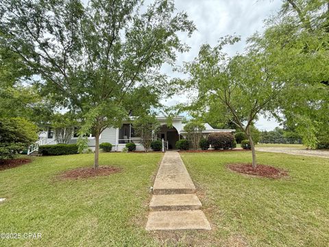 Single Family Residence in Sneads FL 8004 Church Street 58.jpg
