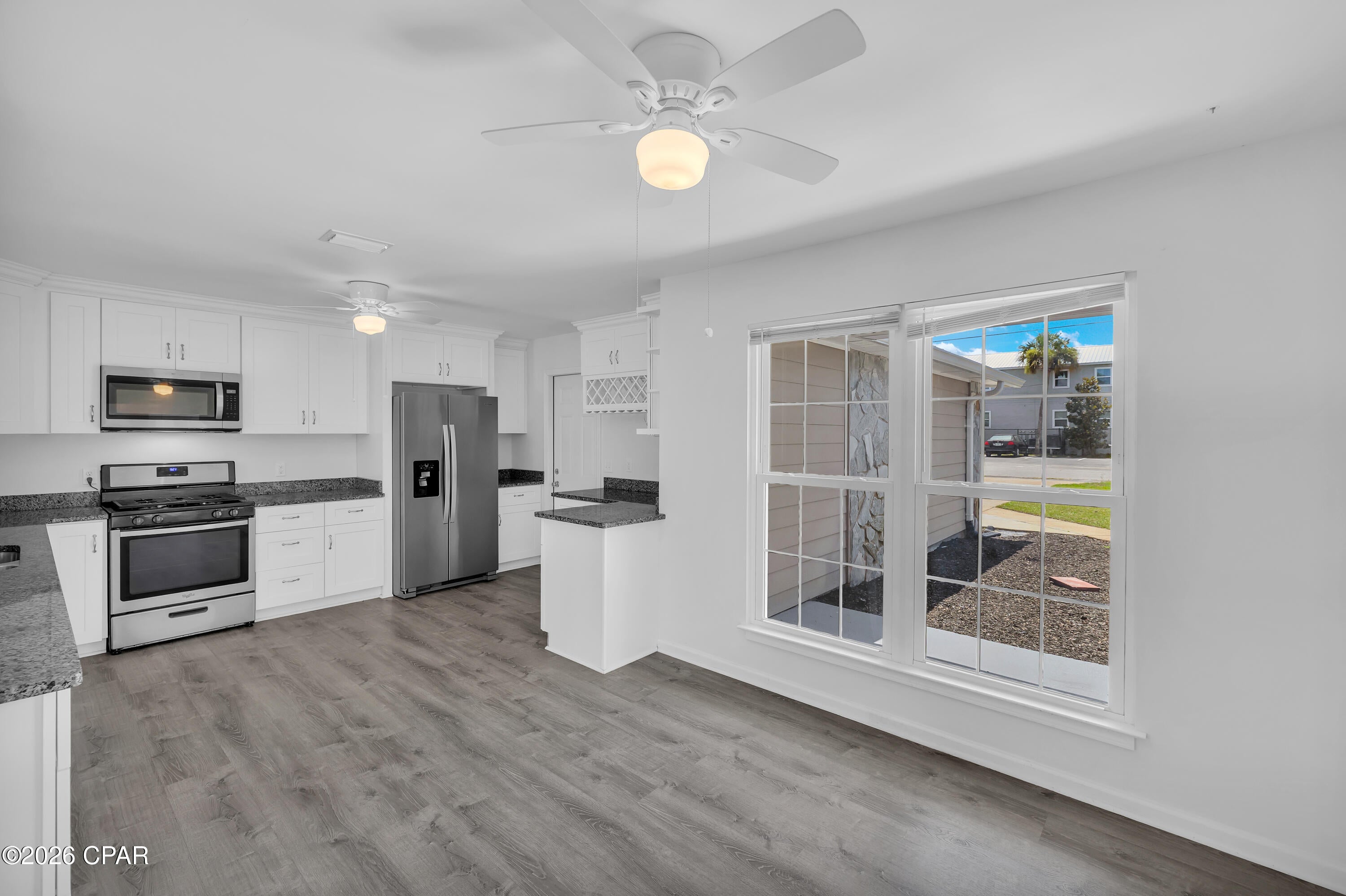 1321 S Berthe Ave, Panama City, FL 32404 photo