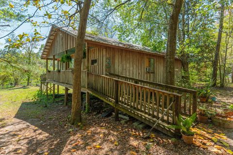 Single Family Residence in Freeport FL 356 Stillwater Road.jpg