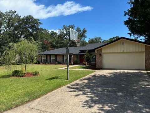 Single Family Residence in Shalimar FL 10 Japonica Lane.jpg