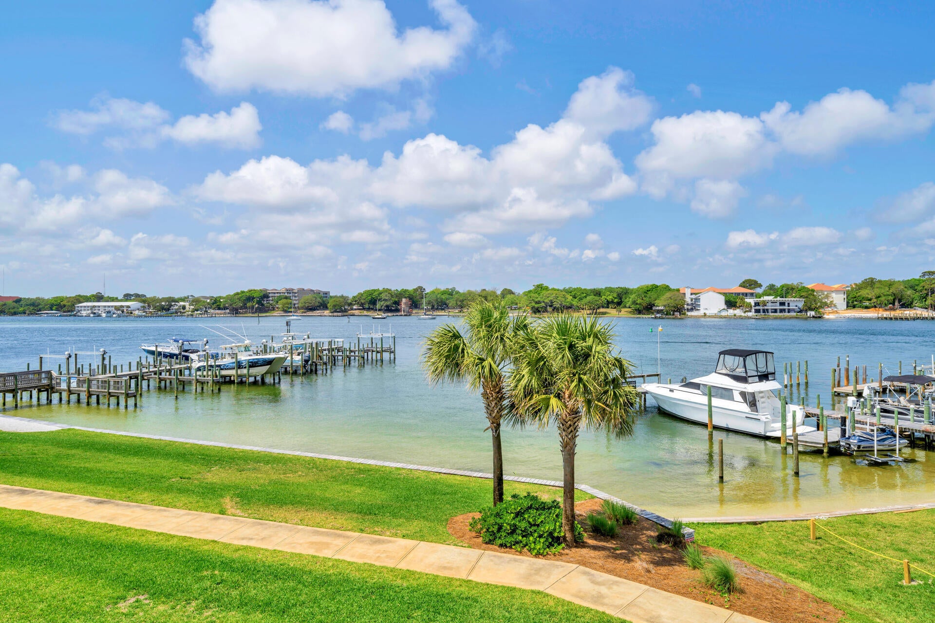 340 Bluefish Dr #UNIT 109, Fort Walton Beach, FL 32548 photo