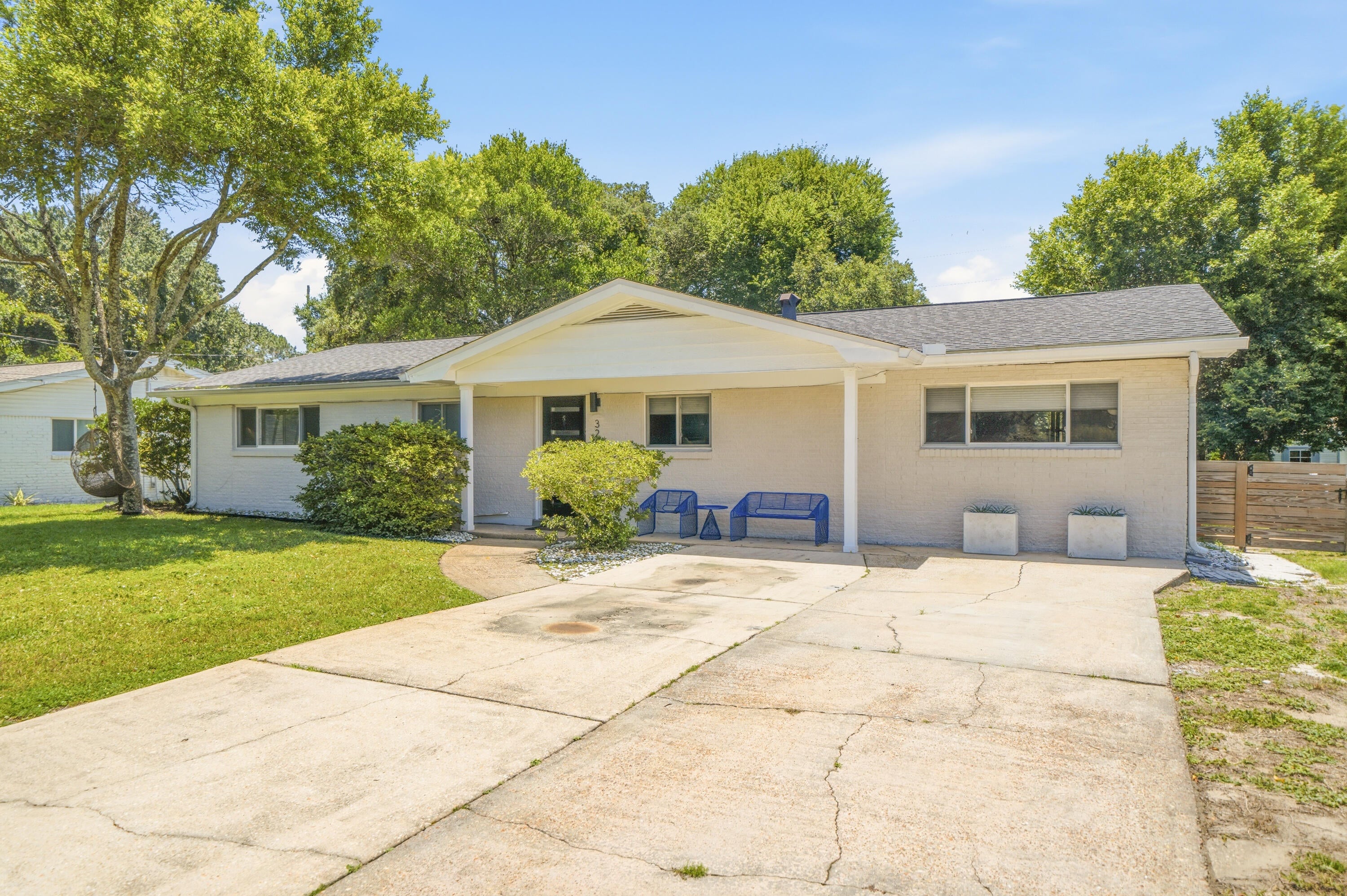 326 Leah Miller Dr, Fort Walton Beach, FL 32548