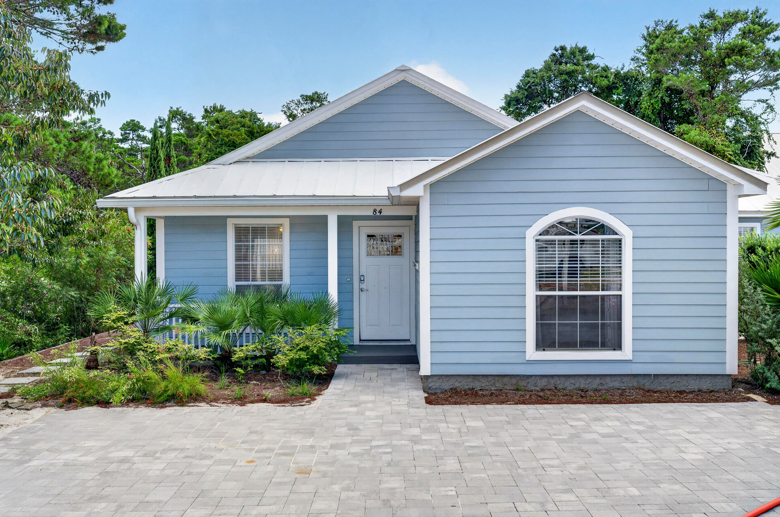 84 Vicki St, Santa Rosa Beach, FL 32459