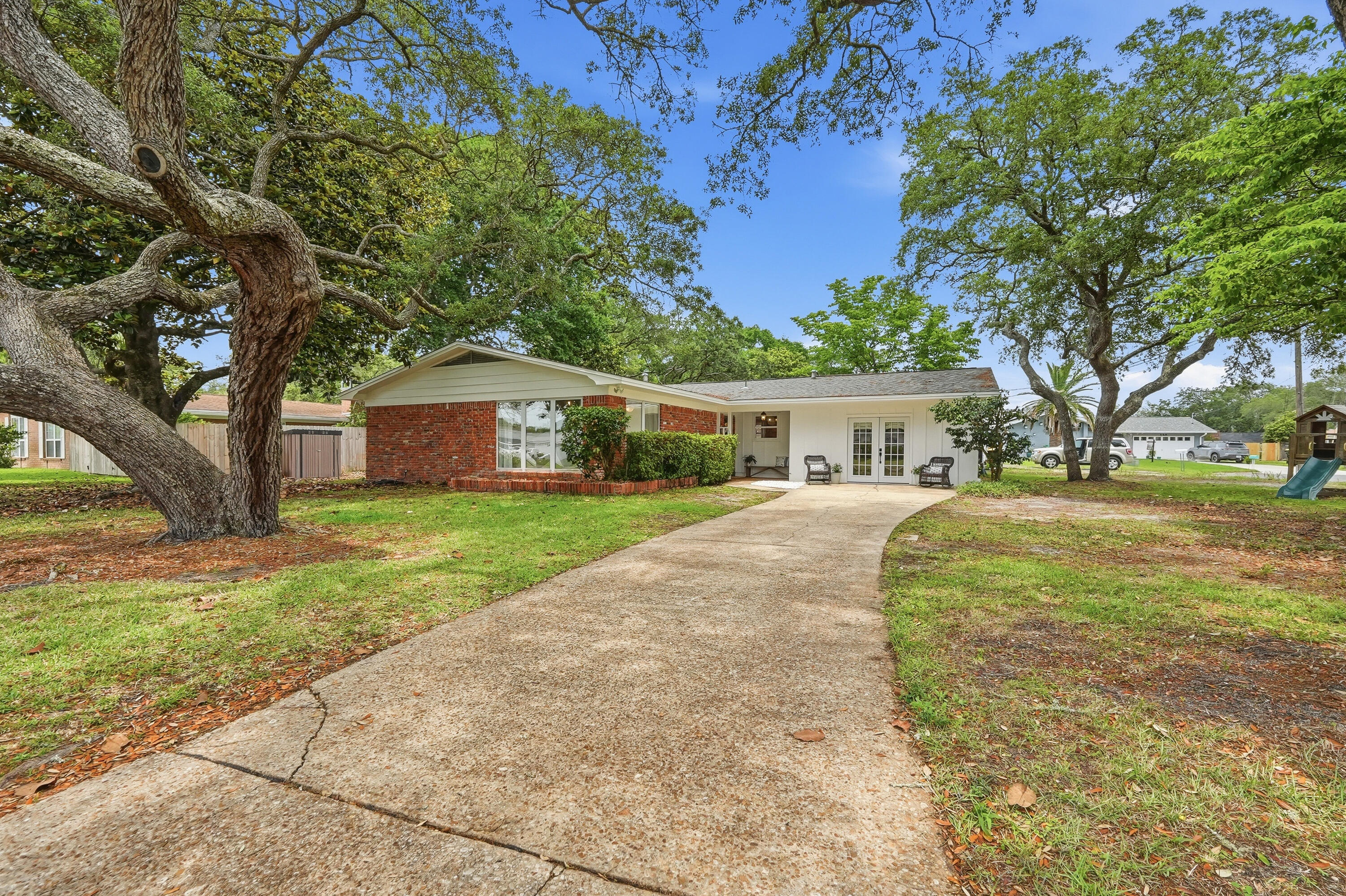 233 NW Pleasant St, Fort Walton Beach, FL 32548 photo