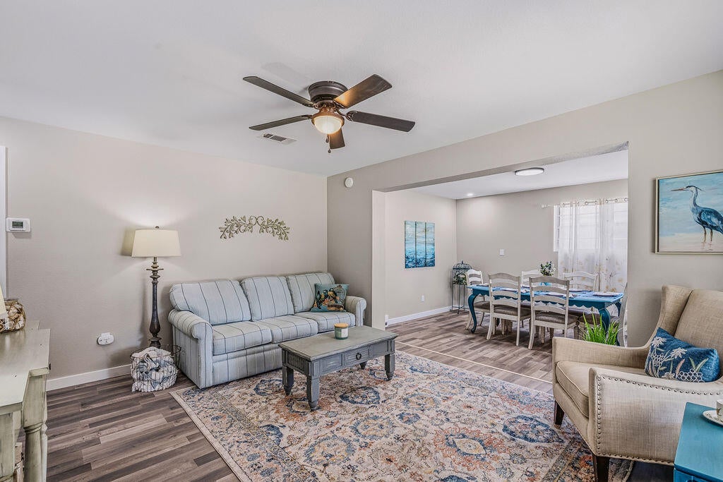 139 NW Robinwood Dr, Fort Walton Beach, FL 32548 photo