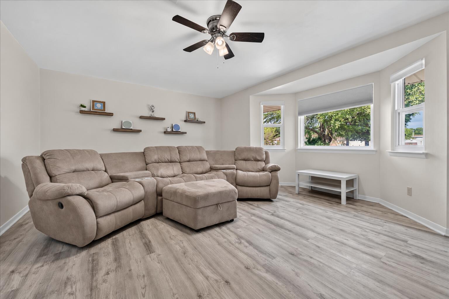 631 Manchester Rd, Fort Walton Beach, FL 32547 photo