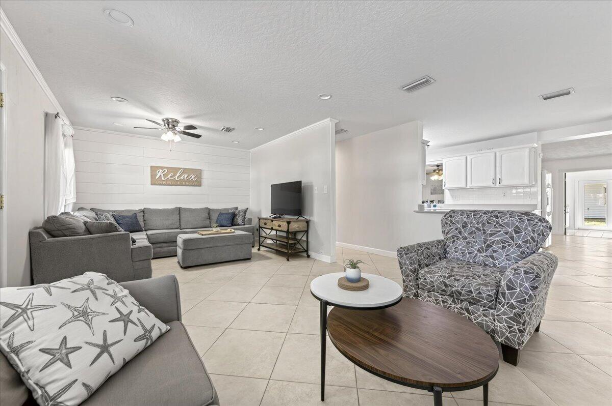 631 Manchester Rd, Fort Walton Beach, FL 32547 photo