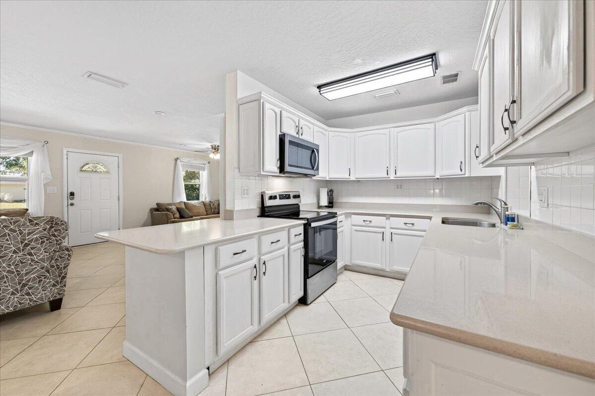 631 Manchester Rd, Fort Walton Beach, FL 32547 photo