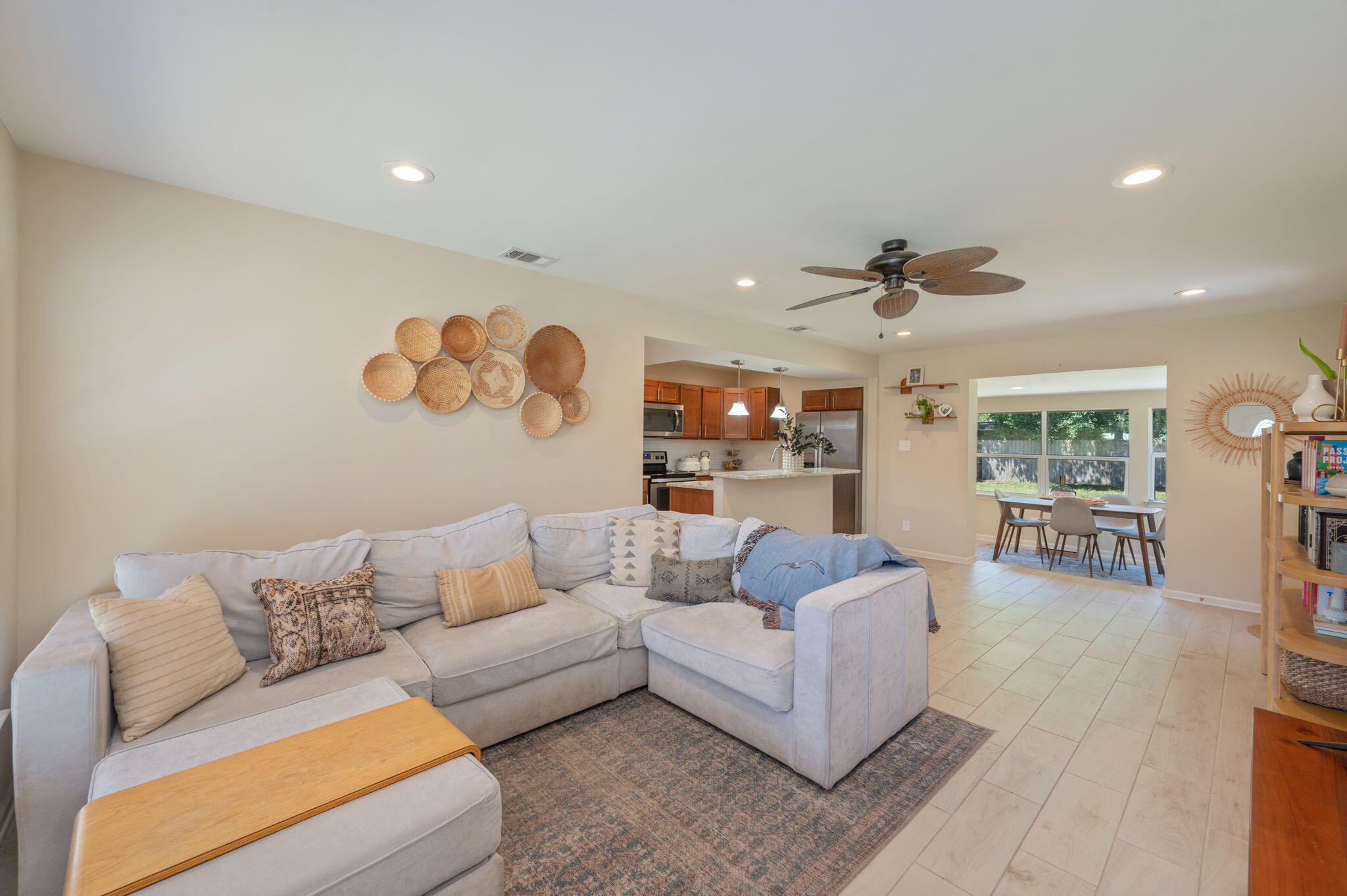 357 NE Kepner Dr, Fort Walton Beach, FL 32548 photo